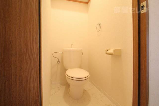 トイレ　※１００２号室の内装写真参照