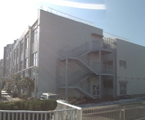 中学校　鹿骨中学校（中学校）まで117m