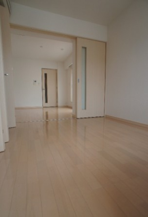 居室・リビング　☆明るい居室☆