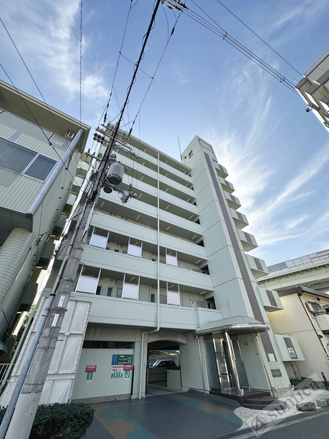 建物外観　鉄筋コンクリート造のがっちりした建物です♪♪