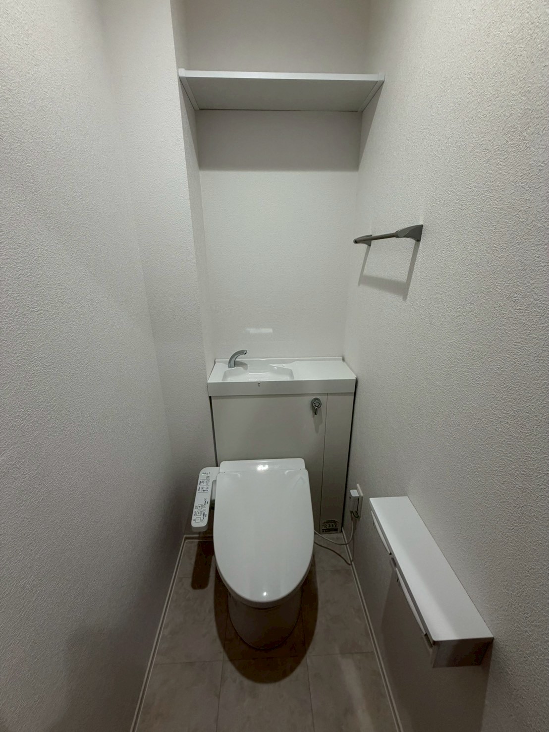 トイレ　同建物別号室