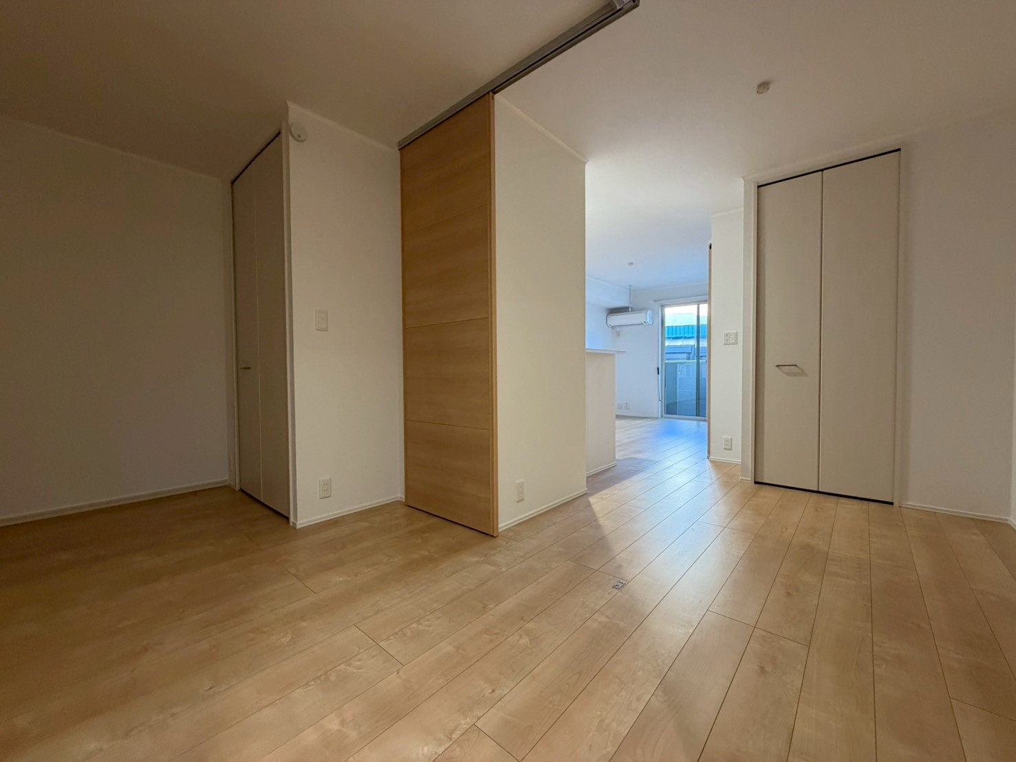 その他　同建物別号室