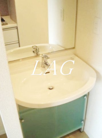 洗面設備　独立洗面台です。