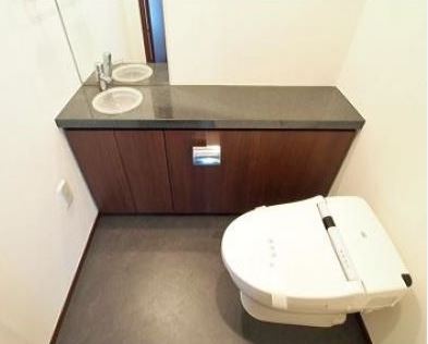 トイレ　参考写真です