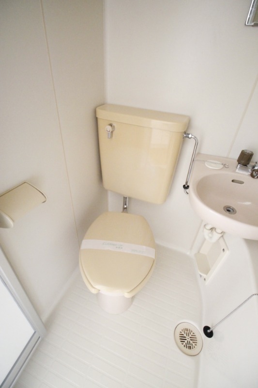 トイレ　※他部屋写真使用