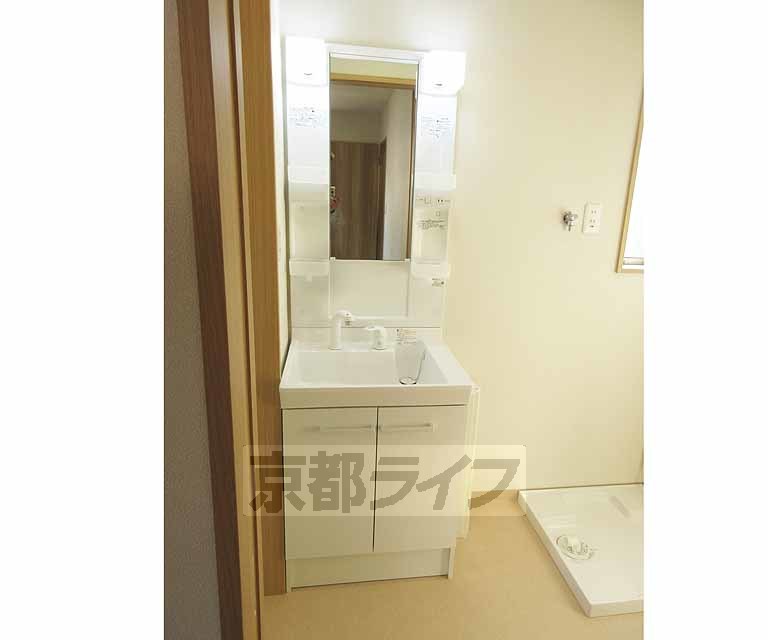 洗面設備　嬉しい独立洗面台