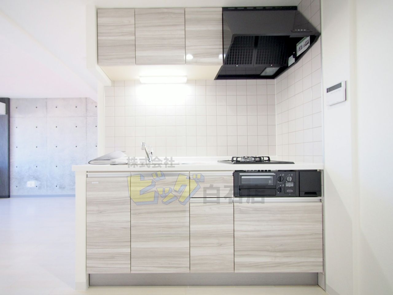 キッチン　人気の対面式システムキッチンです♪