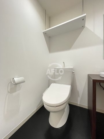 トイレ　アーデンタワー南堀江　温水洗浄便座