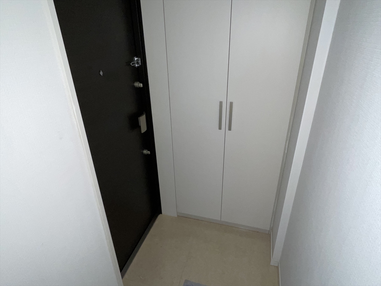 玄関　☆同マンションの別部屋です☆