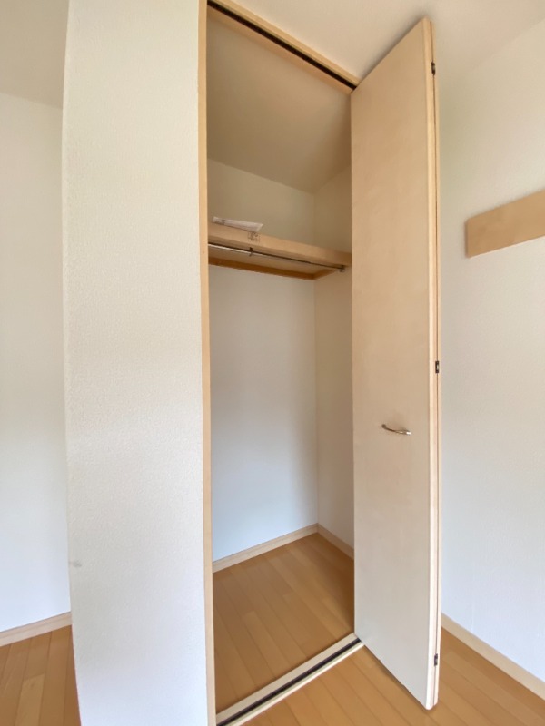 収納　クローゼット
