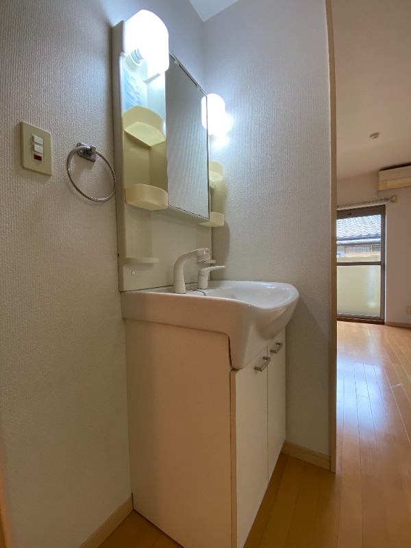 洗面設備　シャンプードレッサー