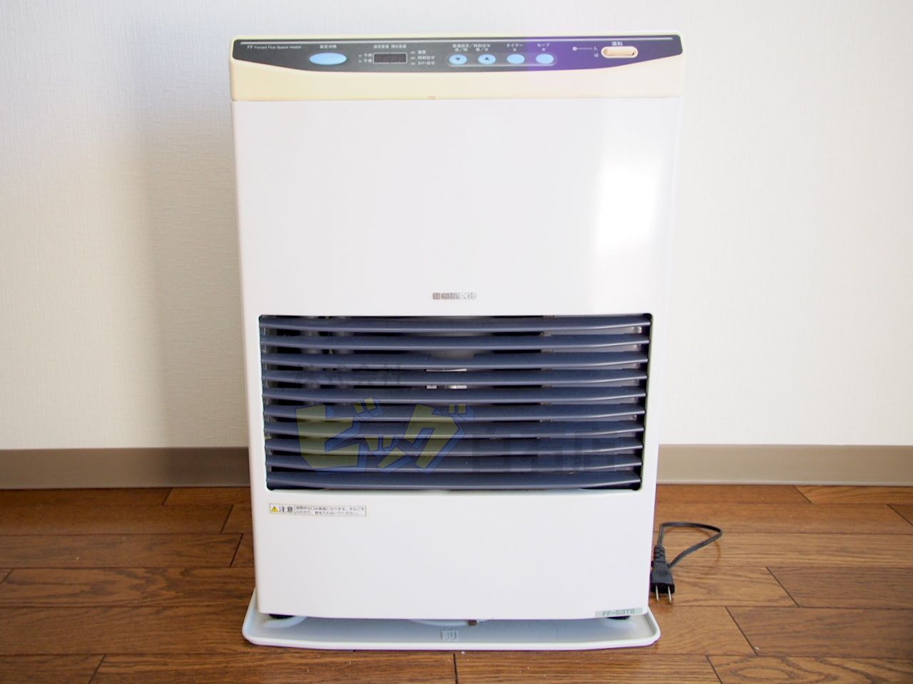 その他設備　経済的で暖かい灯油ストーブ付きです♪