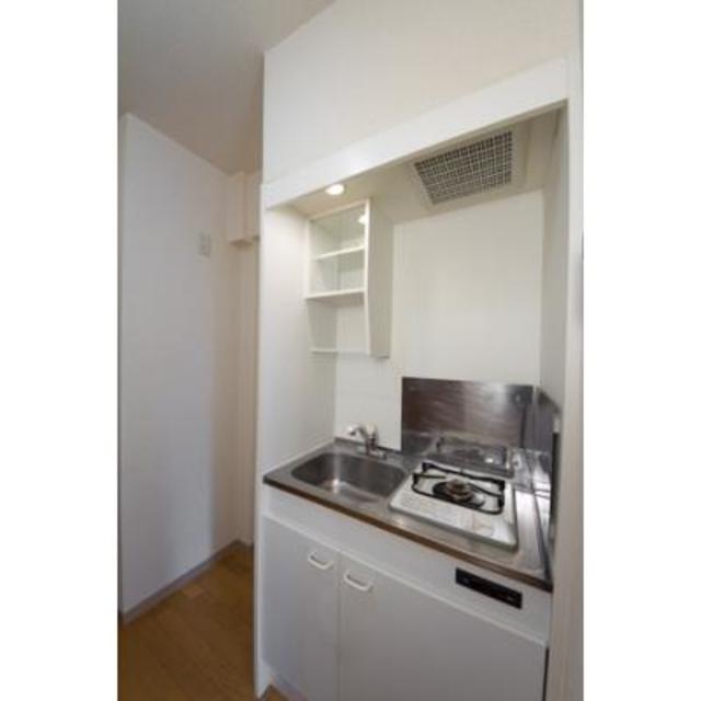 キッチン　※写真は同タイプ住戸です。