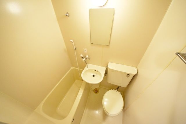 バス・シャワールーム　★３点ユニットのバスルーム★