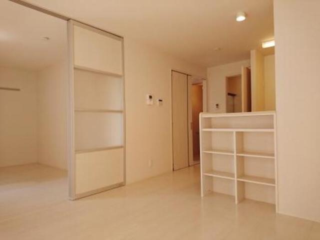 居室・リビング　※同物件別号室（イメージ）