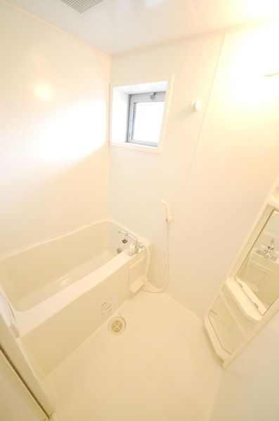 バス・シャワールーム　☆追焚給湯☆