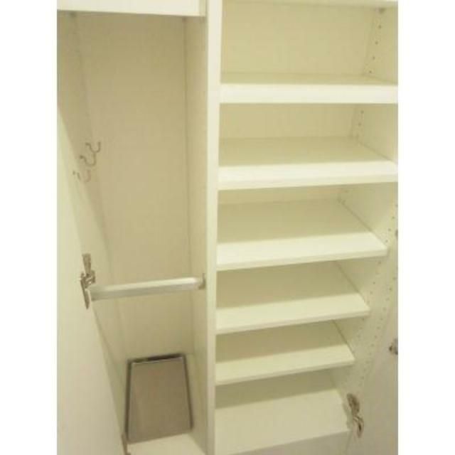 玄関　お問合せは(株)タウンハウジングレジデンス事業部【03-…