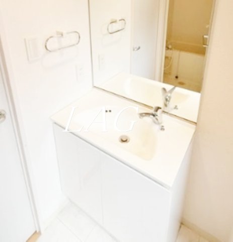 洗面設備　洗面台です。