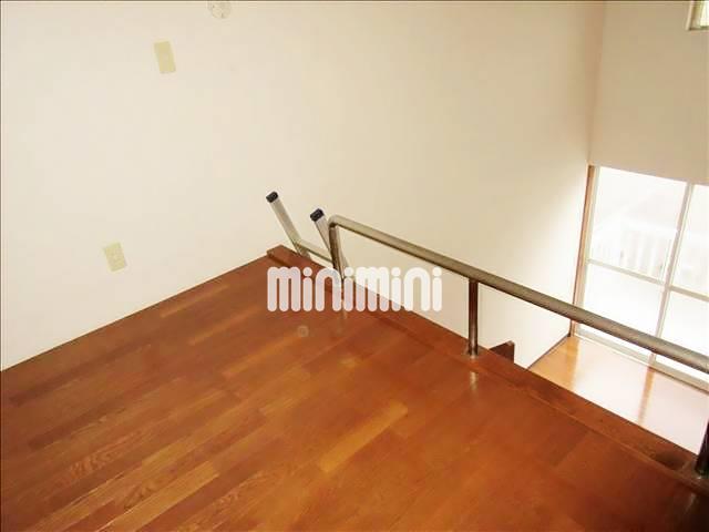 その他　高さも充分なロフト付き