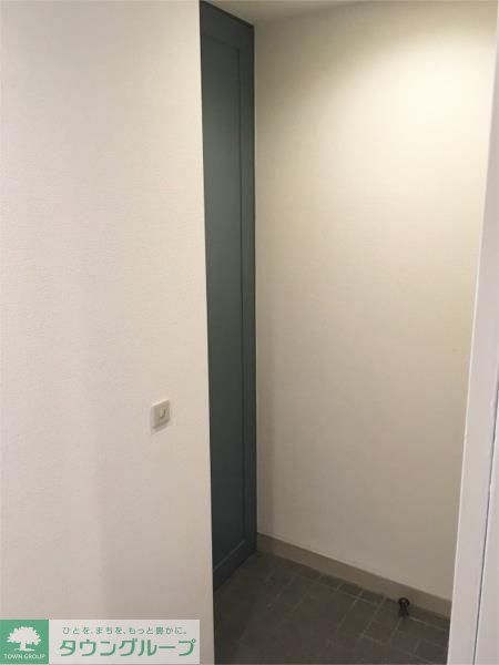 玄関　お部屋探しは株式会社　タウンハウジング　までお気軽にお問合…