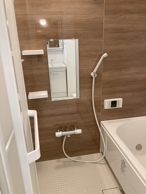 バス・シャワールーム