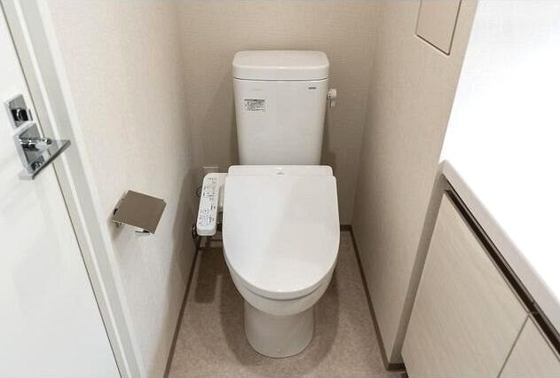 バルコニー　浴室乾燥機完備