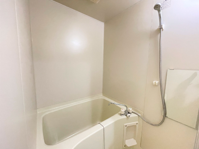 バス・シャワールーム　写真は別号室の写真です。