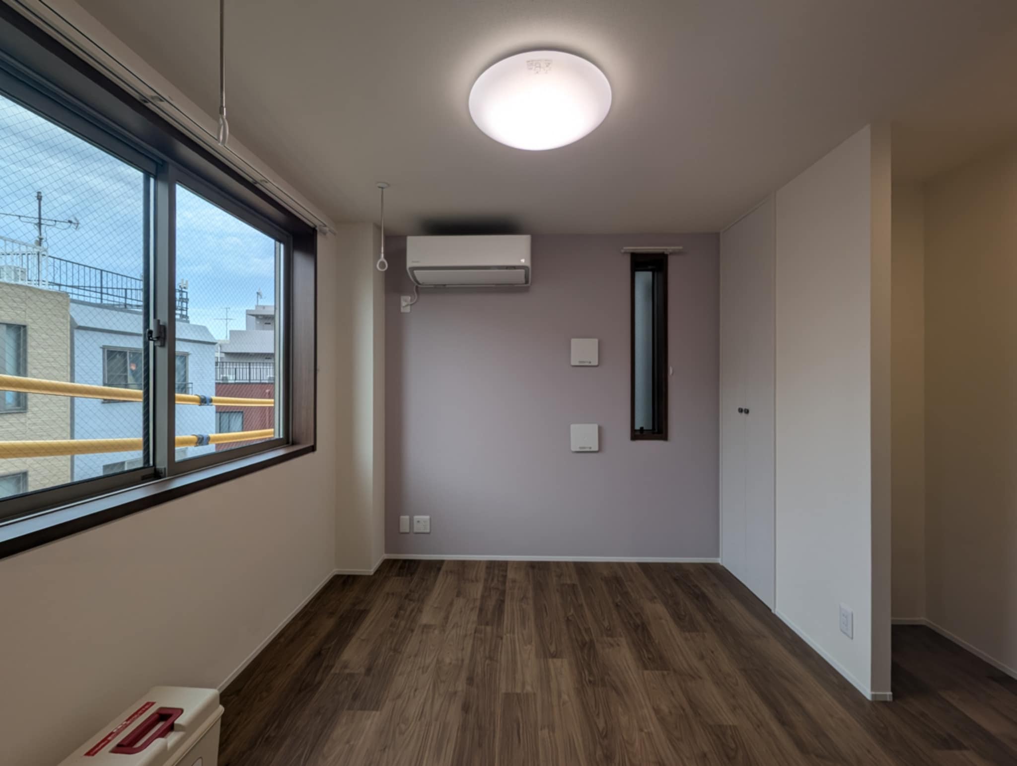 その他　■室内