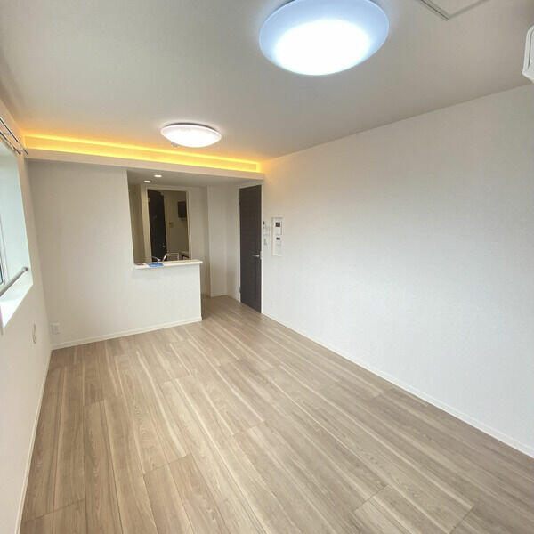 居室・リビング　全居室フローリングです