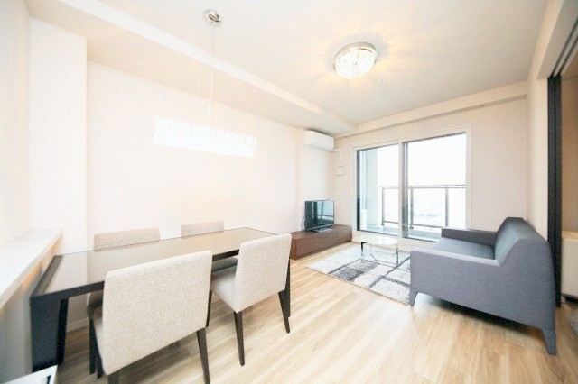 居室・リビング　家具はイメージです