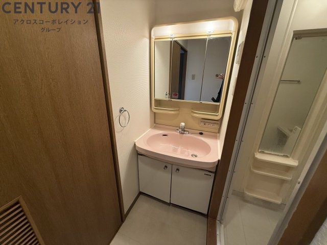 洗面設備　独立洗面化粧台付きでおすすめです！