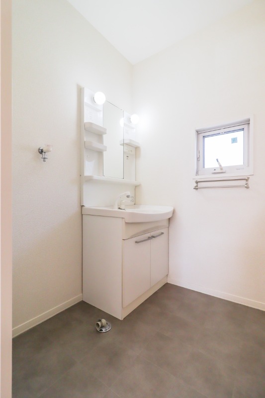 洗面設備　図面と現状に相違がある場合には現状を優先