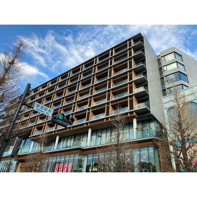 建物外観　NTT再開発PJ　多彩なテナントやイベントスペース