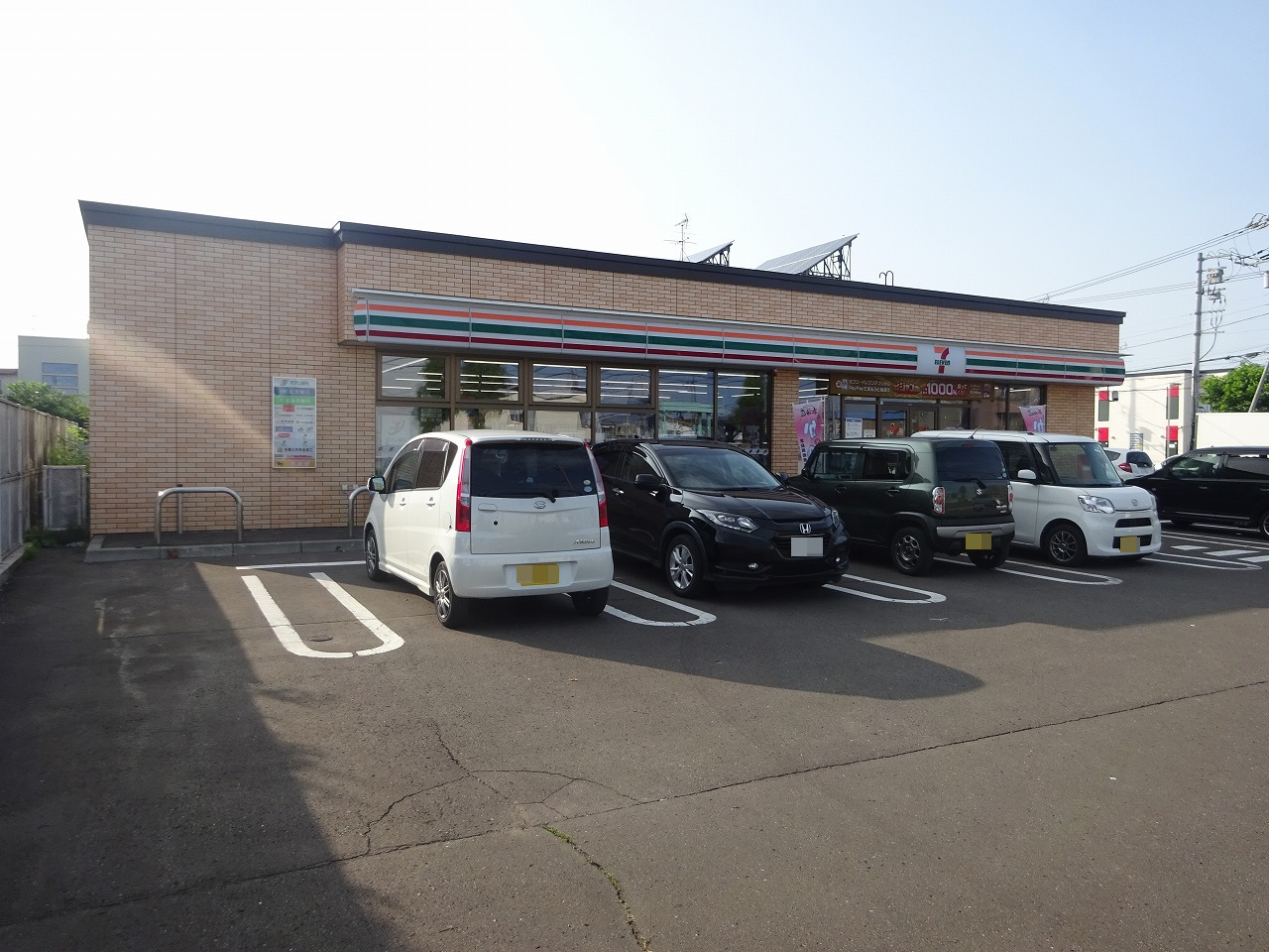 コンビニ　セブンイレブン恵庭和光町店（コンビニ）まで628m