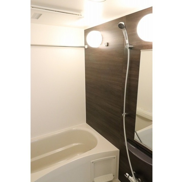 バス・シャワールーム　同タイプ写真　※現況優先