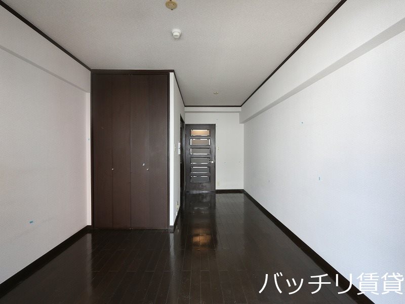 居室・リビング　別号室写真のため、現況を優先いたします。