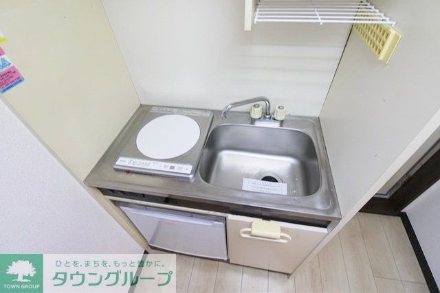 キッチン　同物件別部屋写真