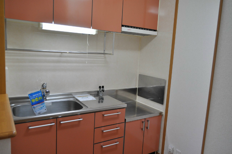 キッチン　2口ガスコンロ設置可能です。