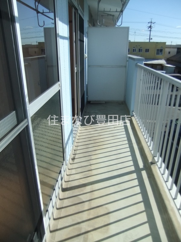 バルコニー　同型別部屋写真