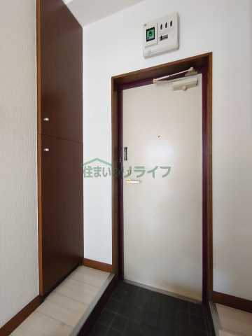 玄関　アーク高円寺