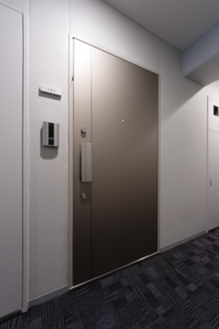 玄関　※写真は同タイプ住戸です。