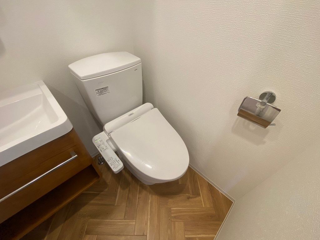 トイレ　トイレ