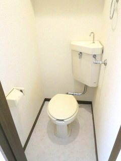 トイレ　ゆったりとした空間のトイレです