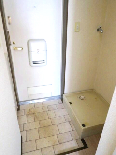 玄関　収納もある玄関です