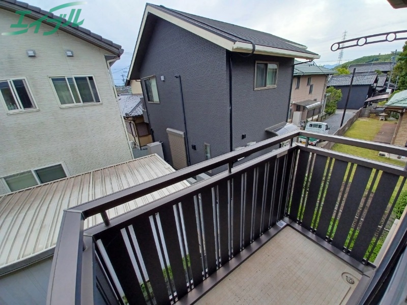 バルコニー　別部屋反転参考写真