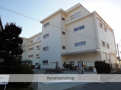 小学校　富士川第一小学校（小学校）まで902m