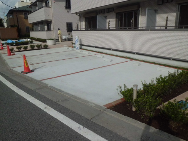 駐車場　駐車場