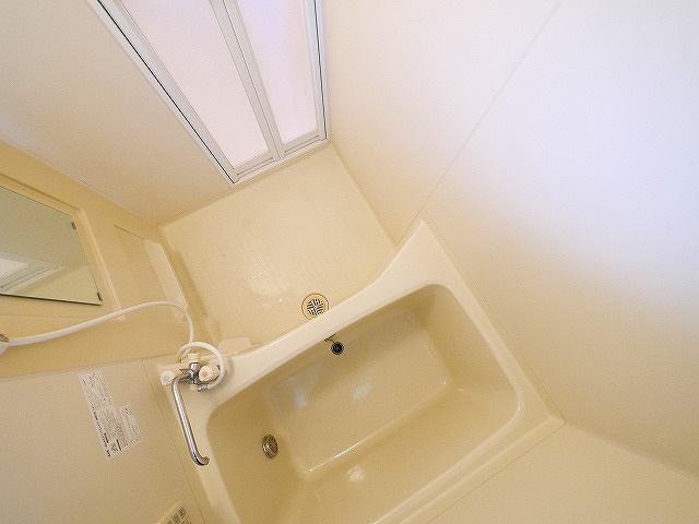 バス・シャワールーム　お風呂で日々の疲れを落としましょう