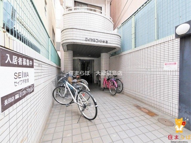 エントランス　共用部の印象も大切に