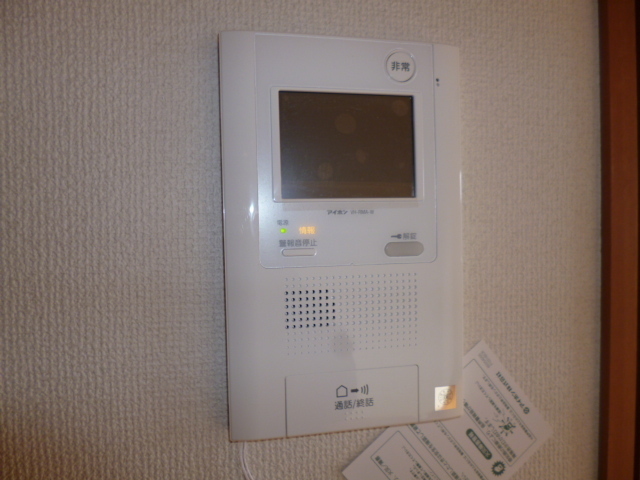 セキュリティ　来訪者を確認できるＴＶモニター付インターホン